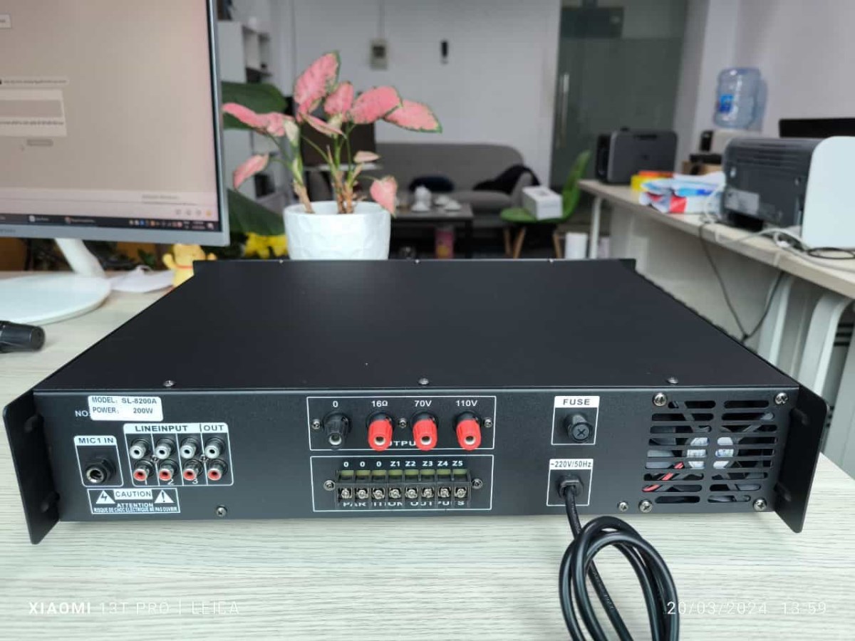 Tăng âm truyền thanh VTG-200W SL-8200A